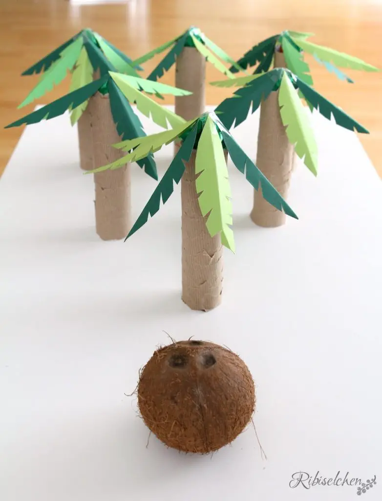 Partyspiel Dschungelparty Palmenkegeln mit Kokosnuss