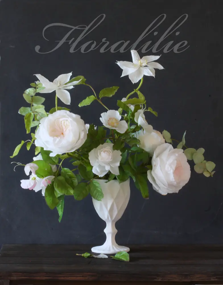 Hochzeitstortentrends 2019 - Floralilie